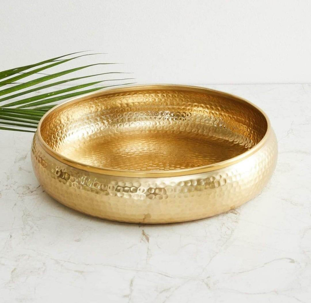 Handcrafted Antique Round Metallic Hammered Traditional Potpourri Urli Bowl Gold (Size 12 Inch)