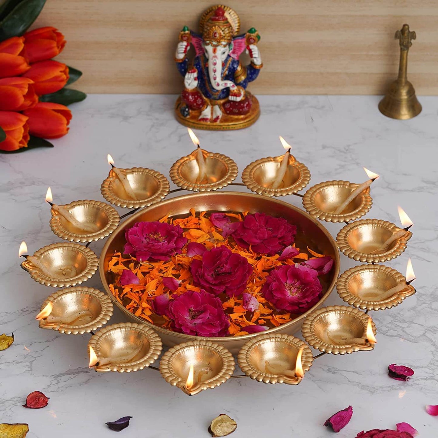 Cuenco decorativo Urli hecho a mano con forma de flor Diya para flores flotantes y velas de té para el hogar, la oficina y la decoración de la mesa (14 pulgadas)