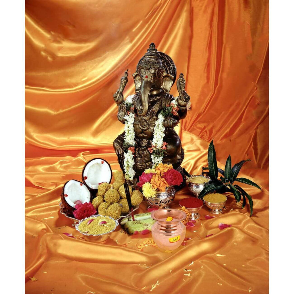 Handmade Pure Copper Rounded and Curved Design Kalash/Lota for Pooja (700 ml, Brown)