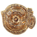 MangalFashions - Soporte para varillas de incienso chapado en oro con forma de Om (soporte Agarbati)